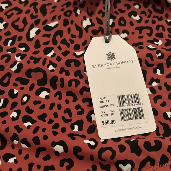 New plus sized leopard bikini bottom from everyday sunday - Picture 2 of 3